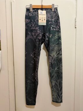 High-Waist Green Printed Performance Leggings